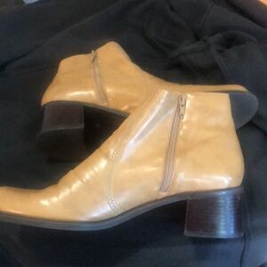 - Beautiful, soft Franco Sarto booties size 10m tan never worn